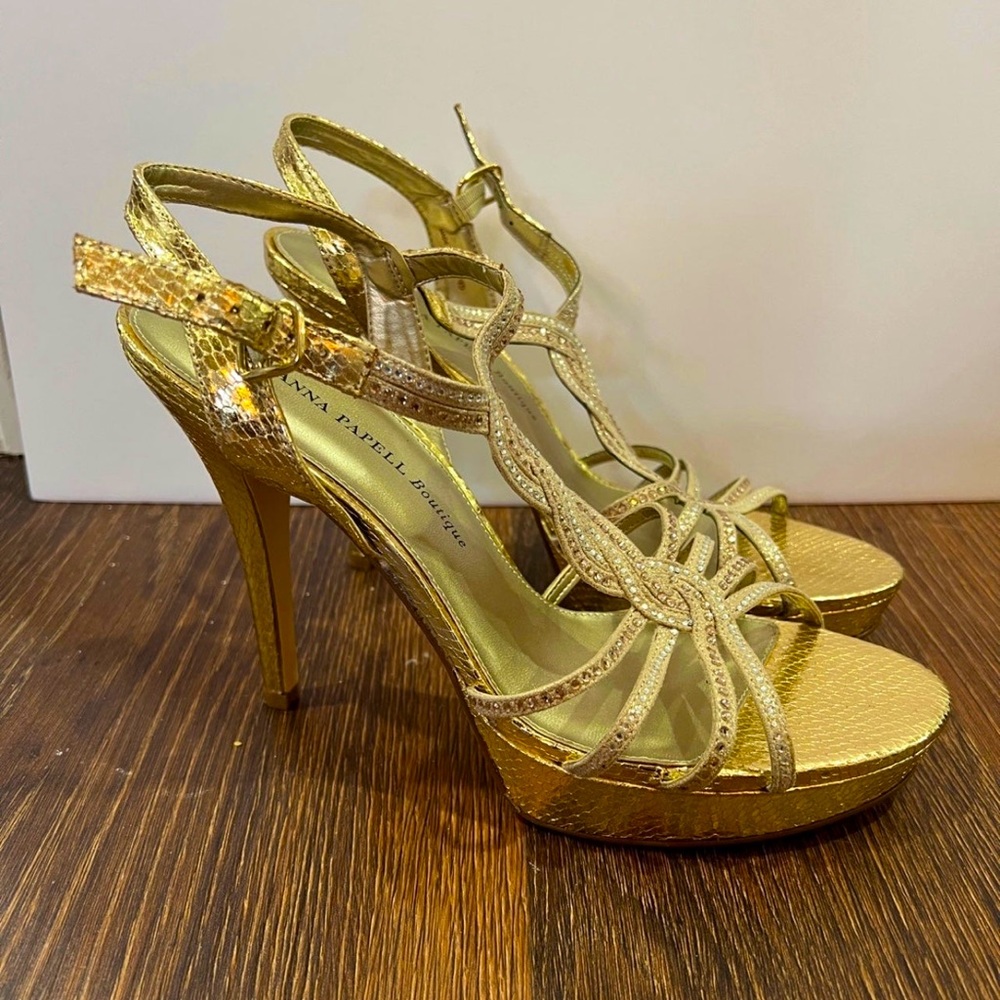 Adrianna Papell Gold Embellished 4.5” Stilettos Size 11